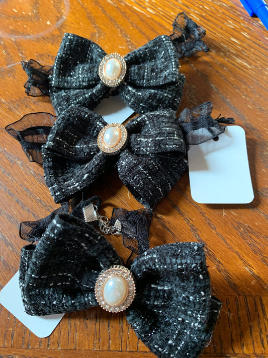 Black bow lace pet collar