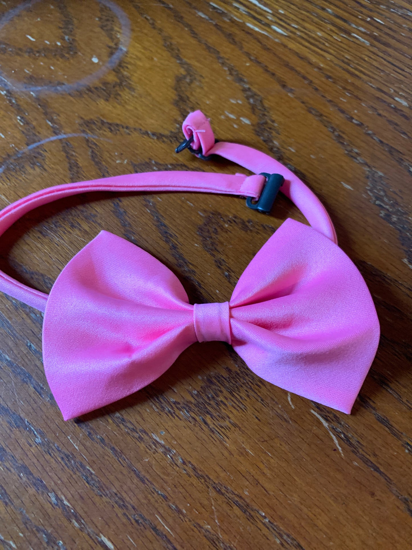 Pink pet bow ties