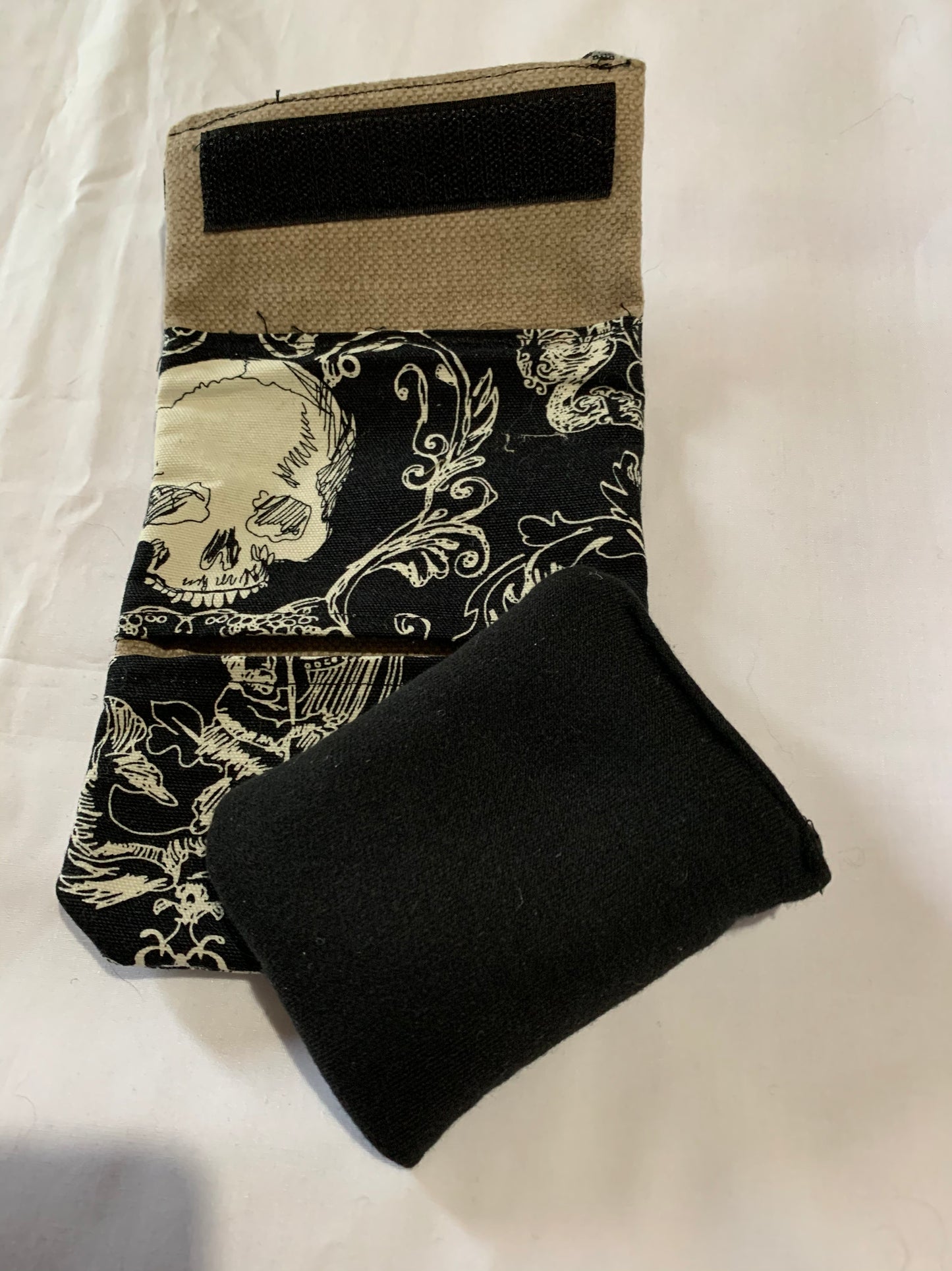 Black And White Skulls Horse Bit Warmer image 0