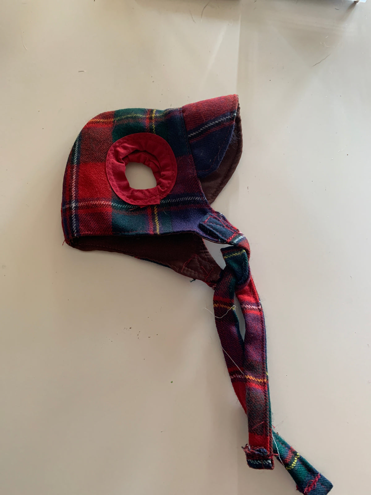 Red and green plaid pet caps