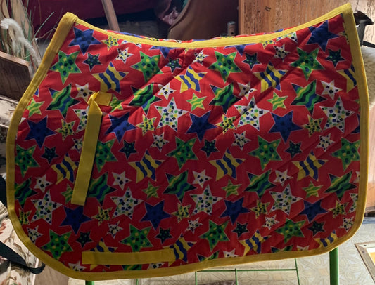 Multicoloured Stars On Red English APT Horse Saddle Pad image 0