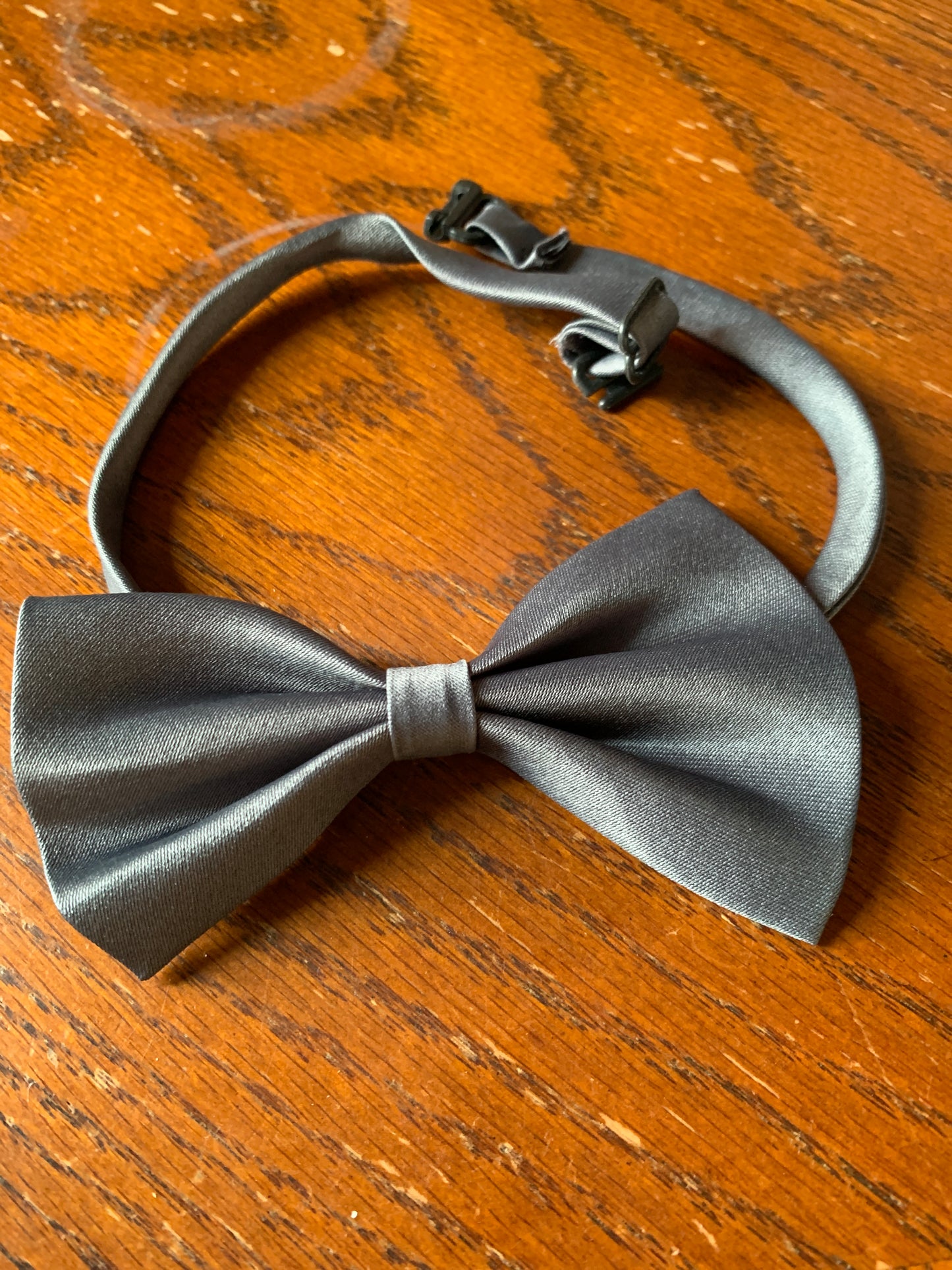 Grey pet bow tie