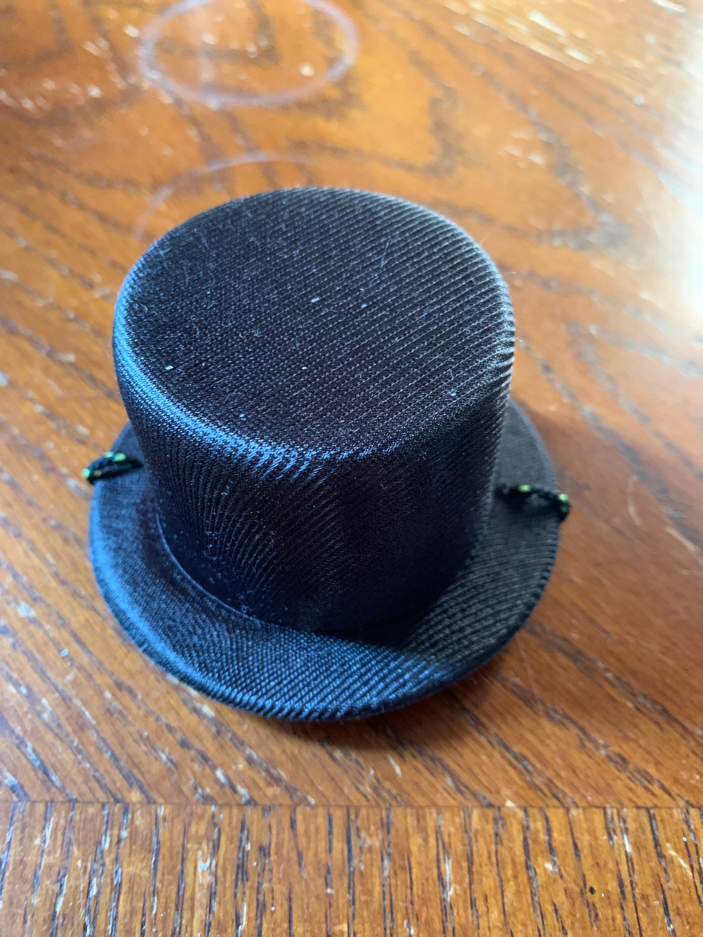 Black pet top hat