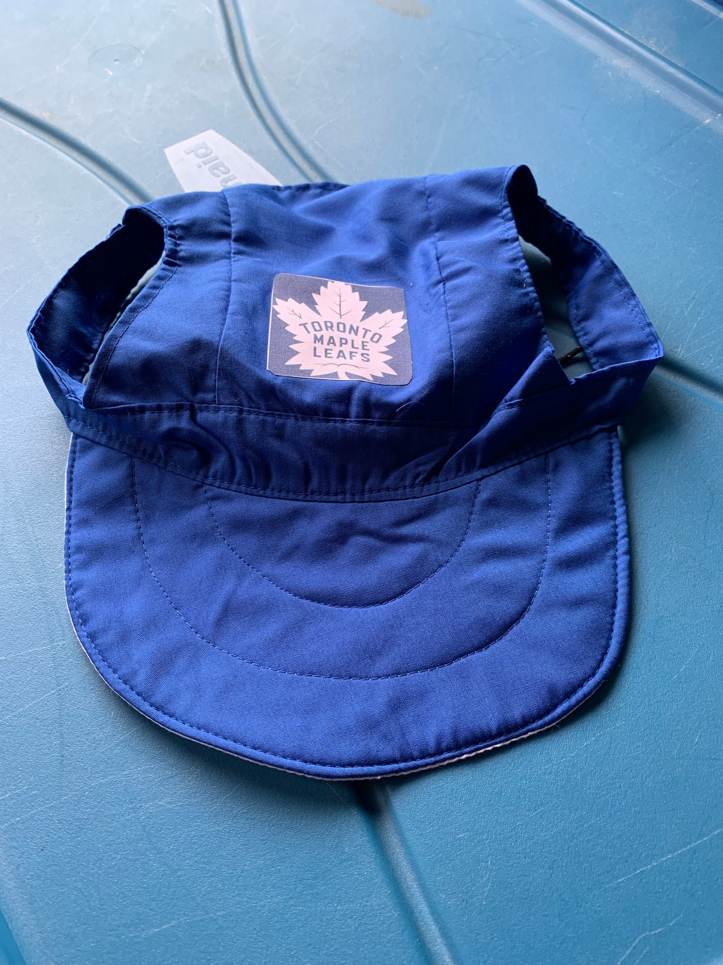 Toronto maple leafs pet Baseball Hat