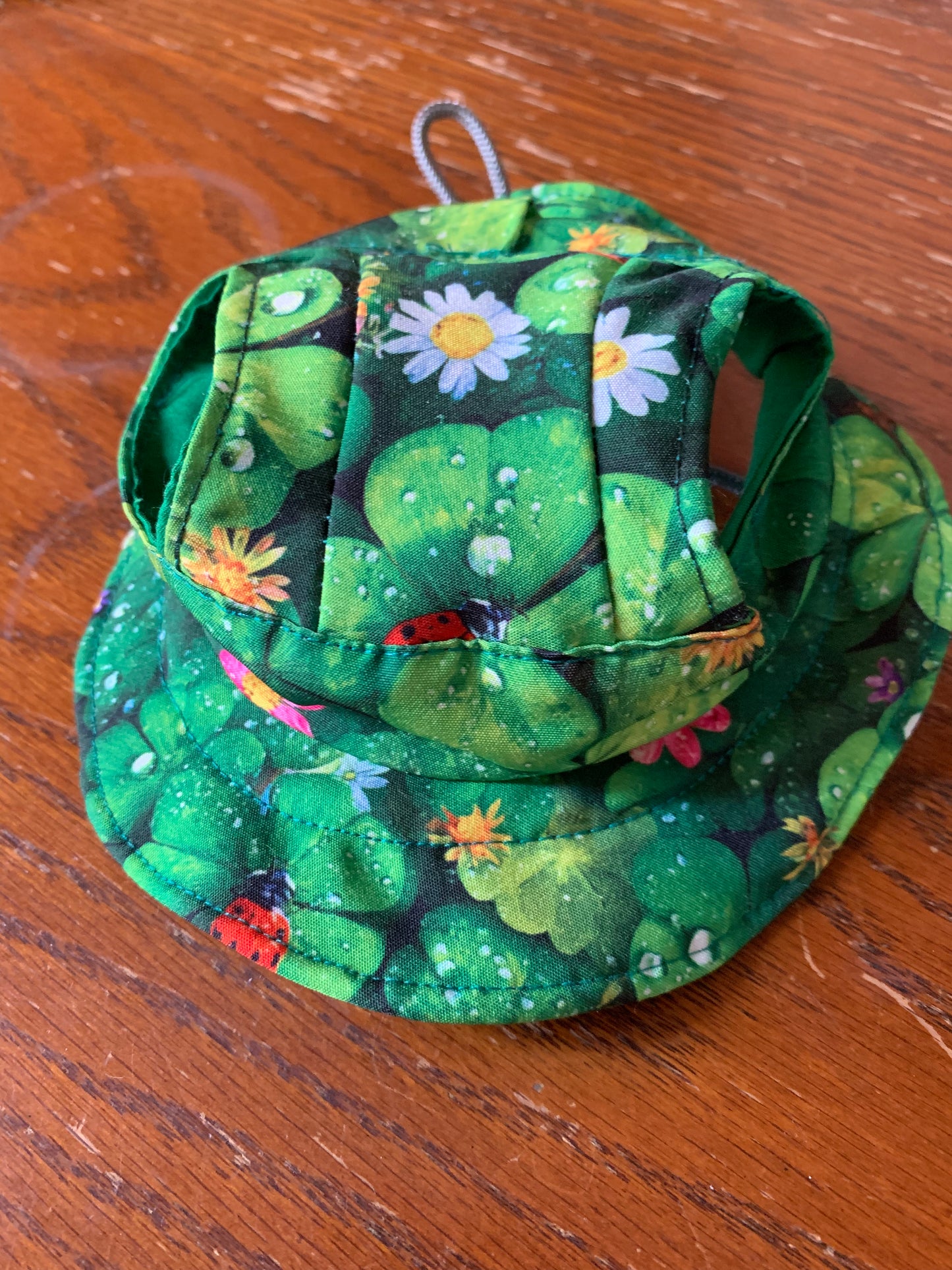 Green clover pet bucket hat