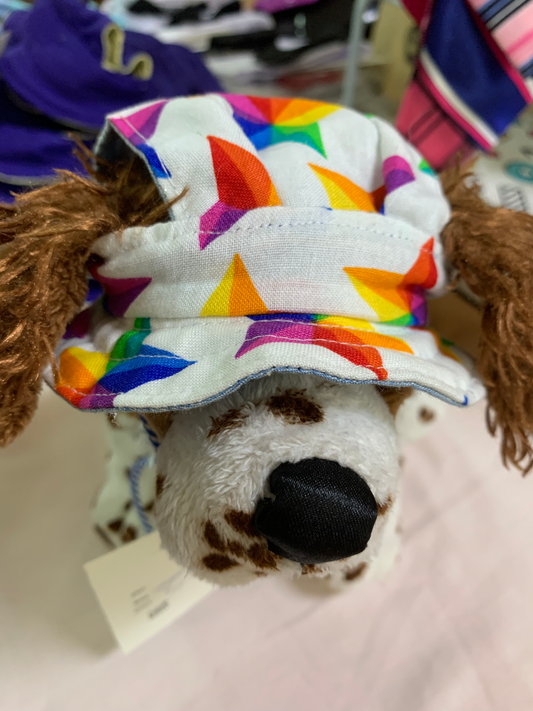 Multicoloured stars on white Pet Bucket Hat image 0