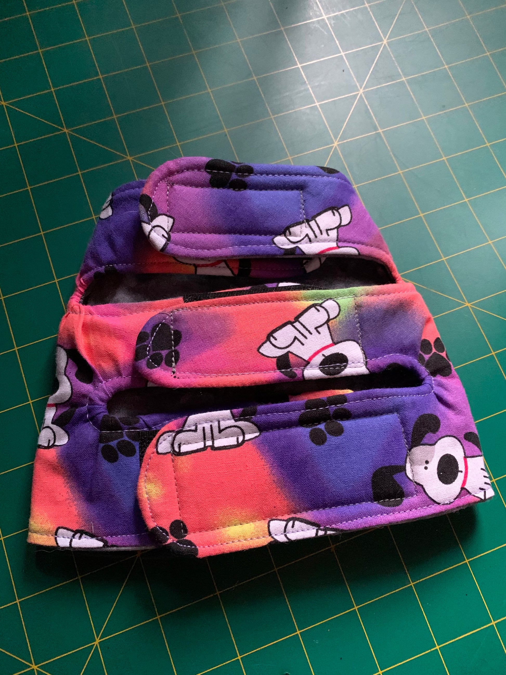 Dogs And PawPrints On Purple Pet Tripod Harness  image 1